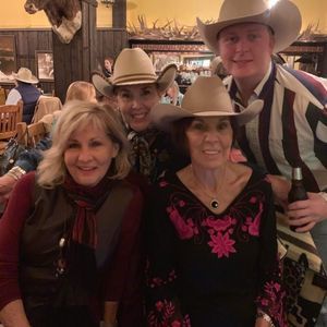 Meet your Posher, Annette